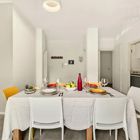 Davide Host Classy&easy شقة